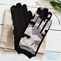 Camouflage Patterned Smart Gloves