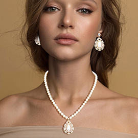 Rhinestone Embellished Teardrop Pearl Accented Necklace