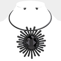 Oval Stone Centered Abstract Pendant Necklace