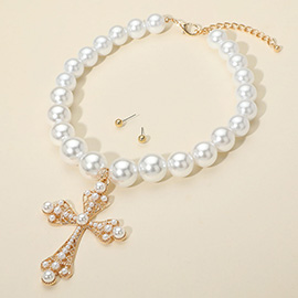 Bold Pearl Intricate Cross Pendant Chunky Pearl Beaded Statement Necklace