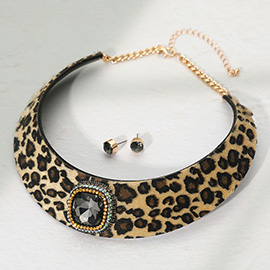 Square Stone Centered Fur Leopard Pattern Collar Statement Necklace