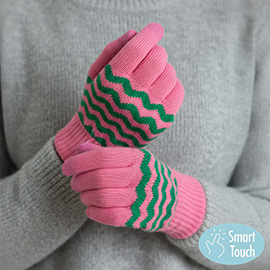 Holiday Chevron Pattern Smart Touch Winter Gloves