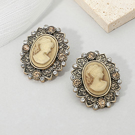 Vintage Cameo Oval Earrings