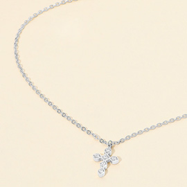 SECRET BOX_Stainless Steel Dainty Sparkling Cross Pendant Necklace