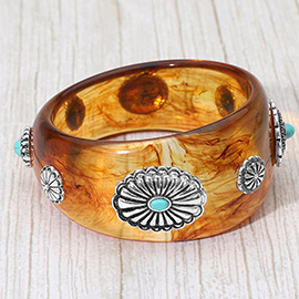 Western Conch Accent Wide Resin Bangle Bracelet