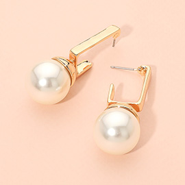 Sculpted Pearl Drop Earrings